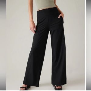 Athleta Cosmic Wide-Leg Pants Size XS Black